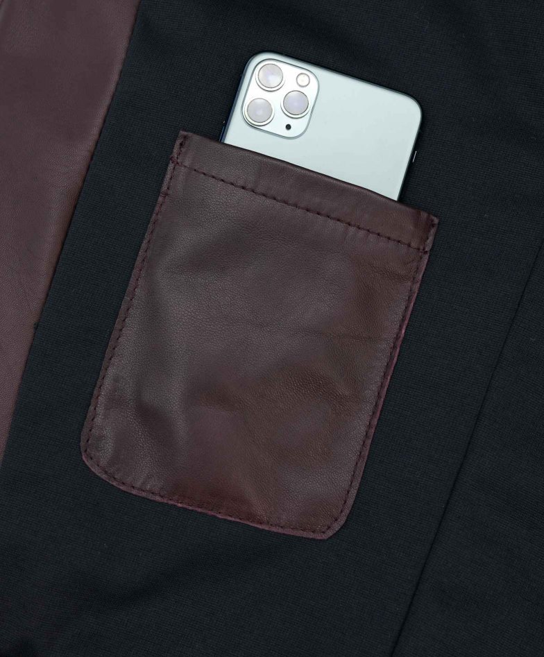 Burgunder lederjacke mit kapuze...