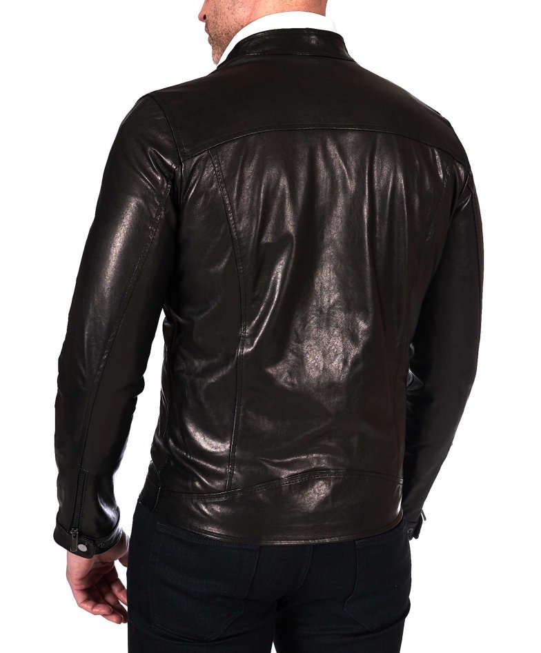 Schwarze pflanzliches lederjacke...