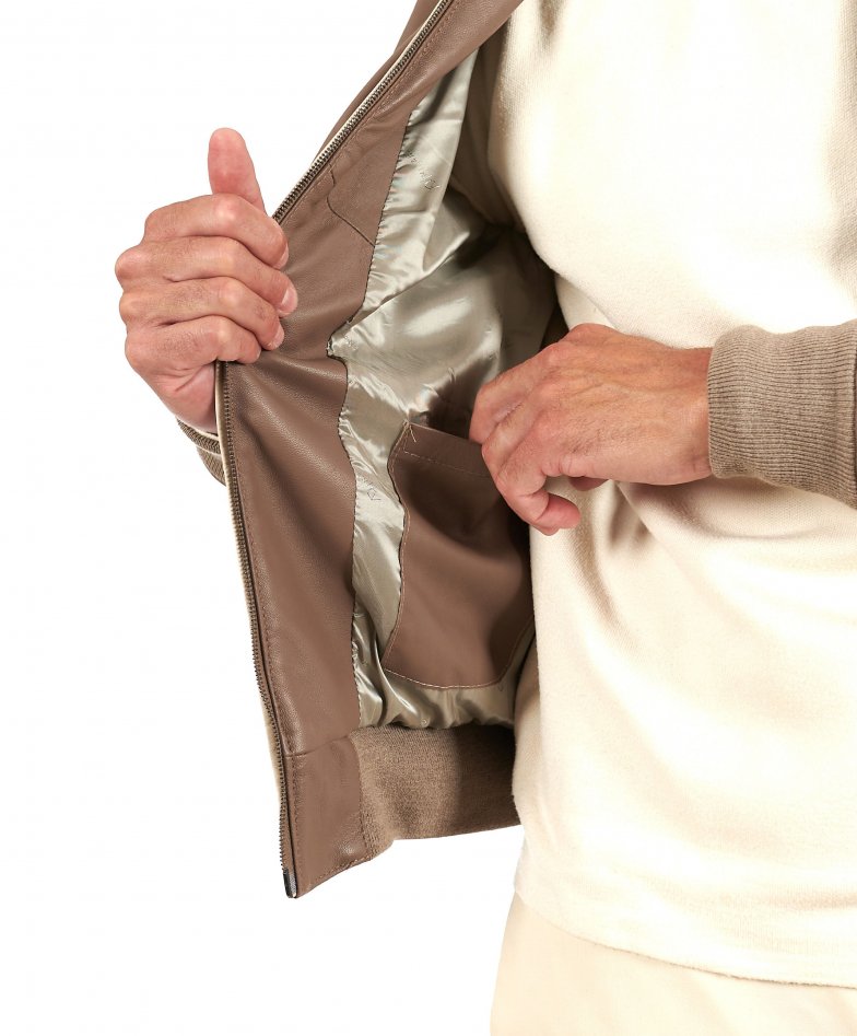 Taupe Bomber lederjacke mit Kapuze...