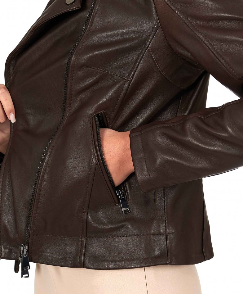 Dunkelbraune biker-lederjacke mit...