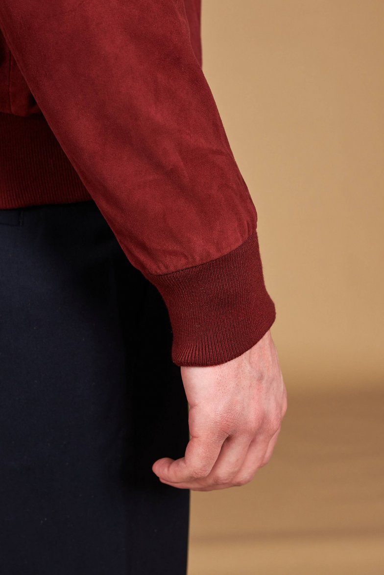 Burgunder wildlederjacke mit knöpfen...
