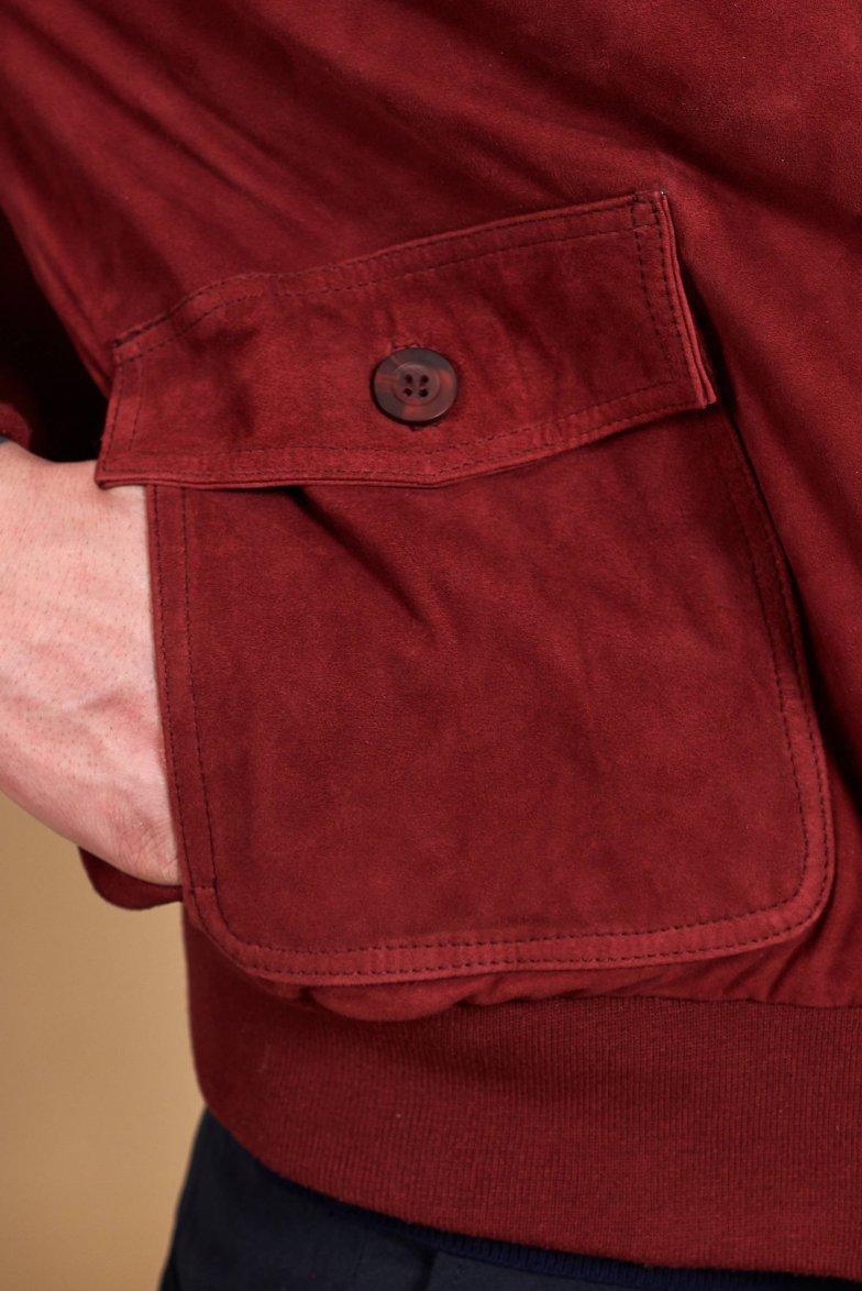 Burgunder wildlederjacke mit knöpfen...
