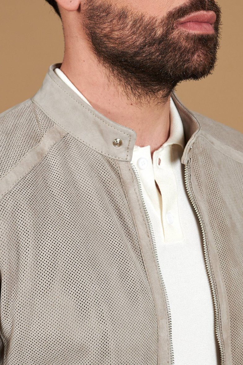 Graue perforiertes wildlederjacke...