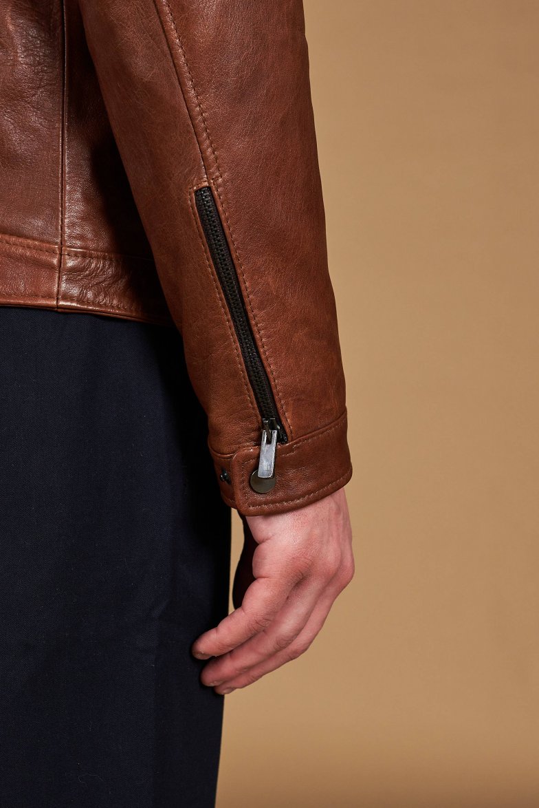 Ledern lederjacke mit vier taschen...