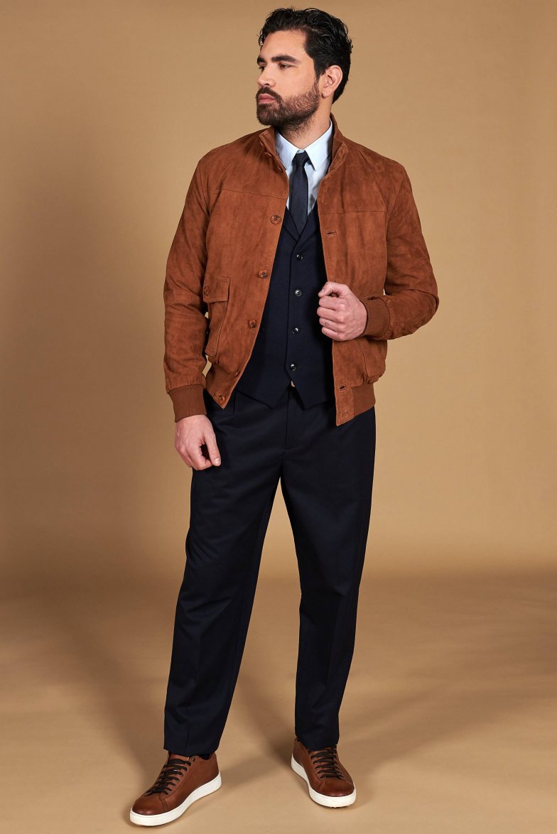 Braune wildlederjacke mit knöpfen...