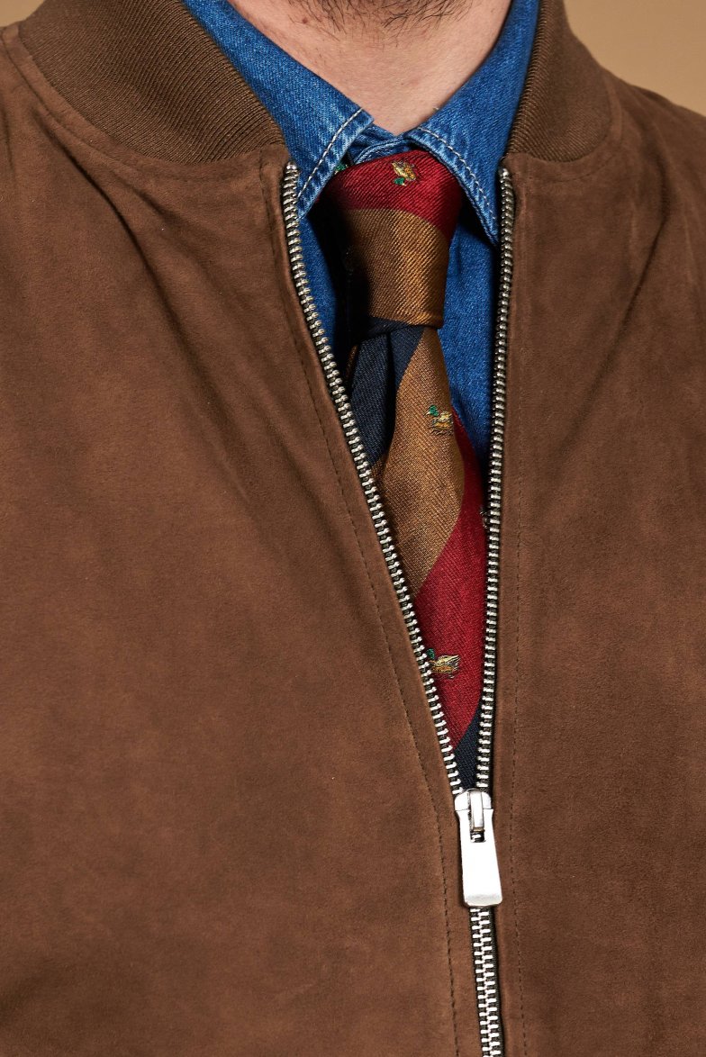 Taupe bomberjacke aus wildleder mit...