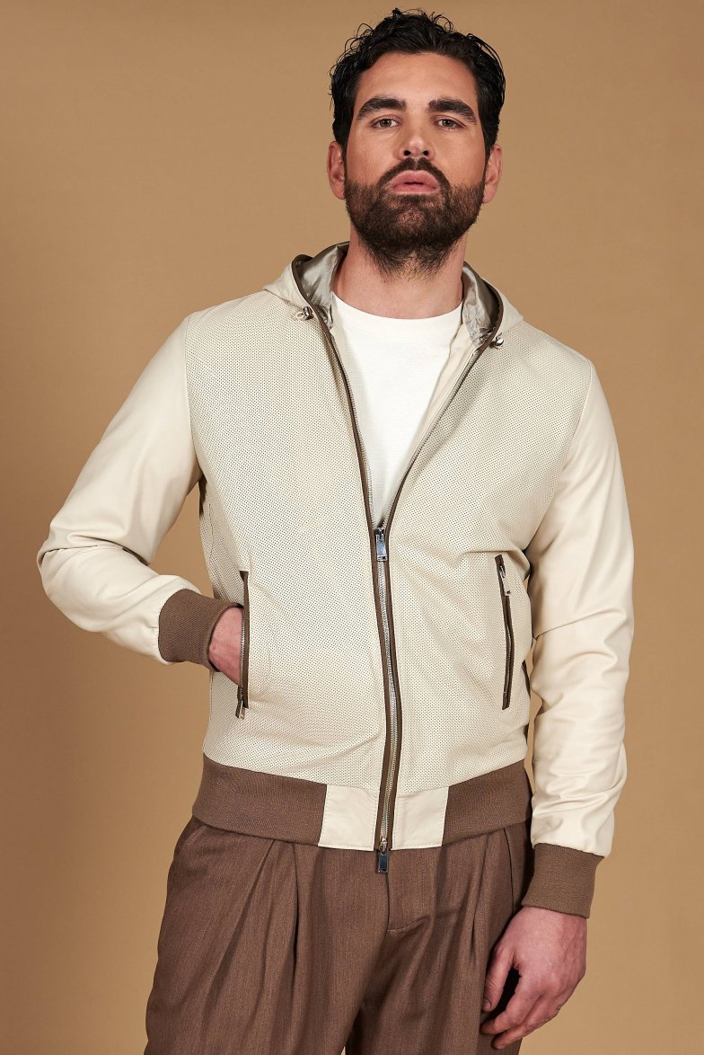 Cremefarben bomberjacke aus...