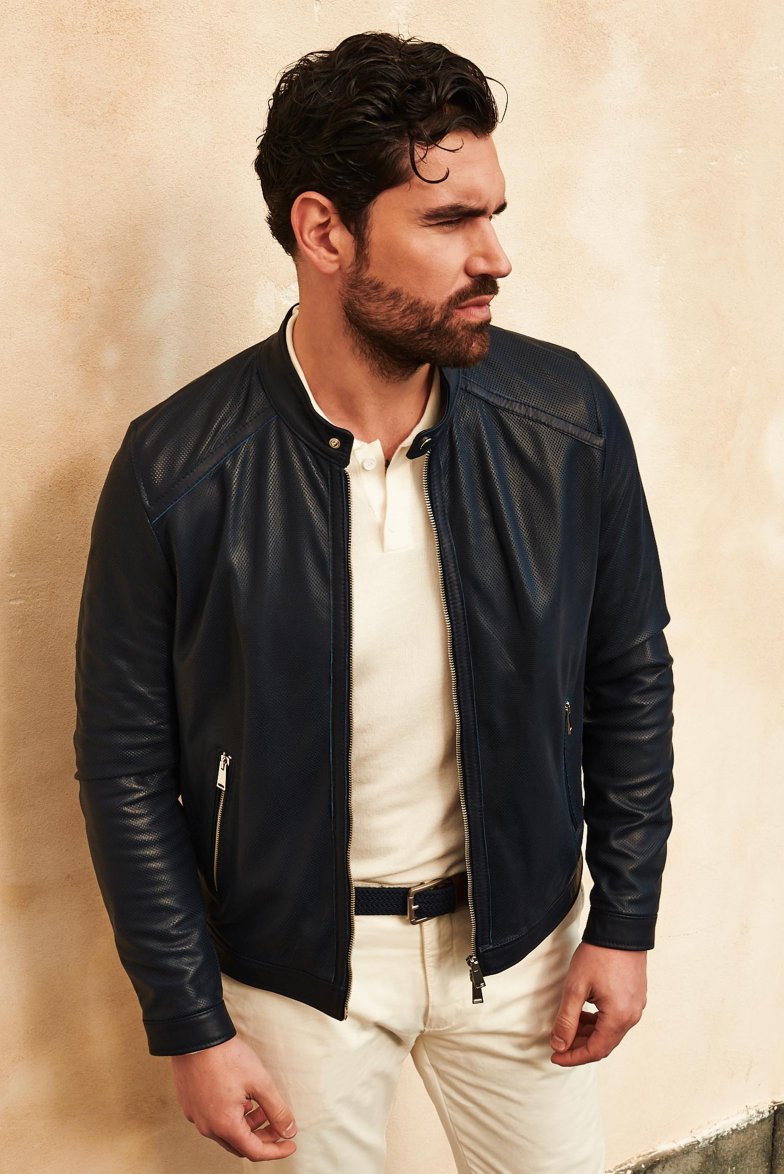 Blaue perforiertes Lederjacke...