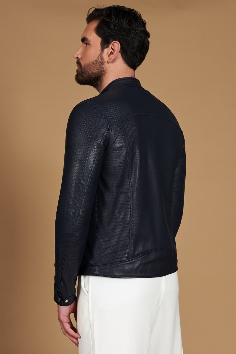 Blaue perforiertes Lederjacke...