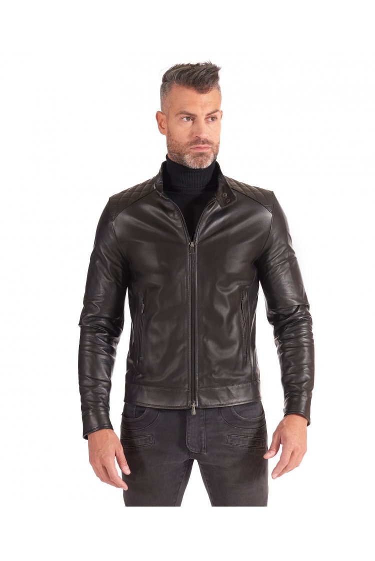 trapgesteppte schwarze lederjacke