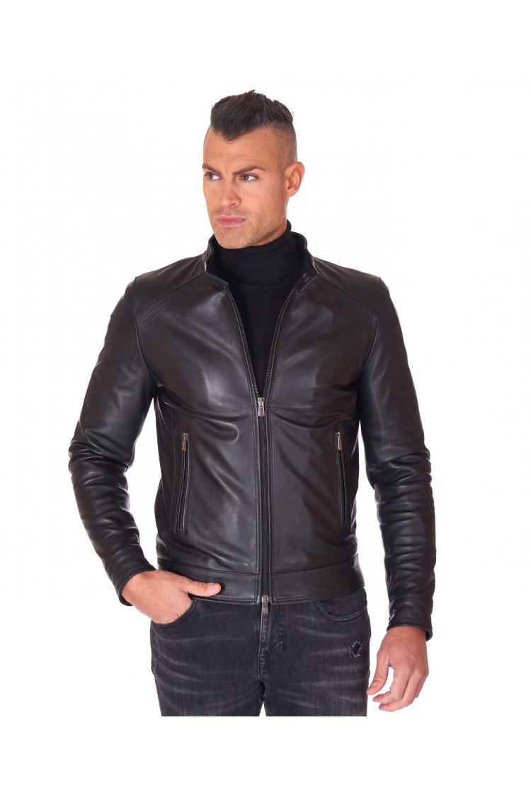 schwarze lederjacke mit nähten