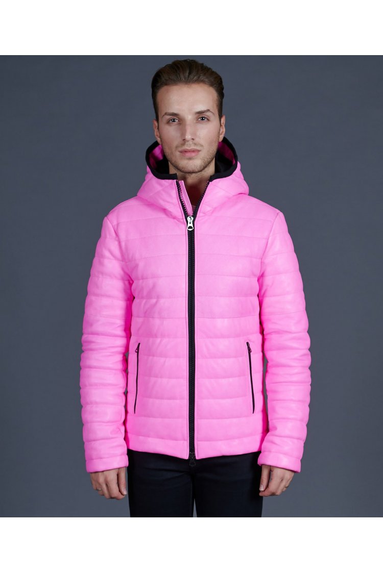 Daunenjacke aus rosa leder mit kapuze schwarze Kontrastprofile 