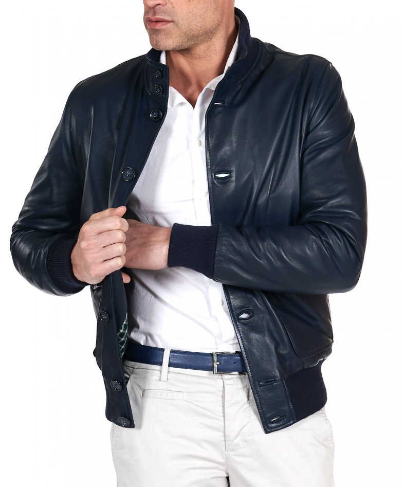Blaue bomber lederjacke mit knöpfen...