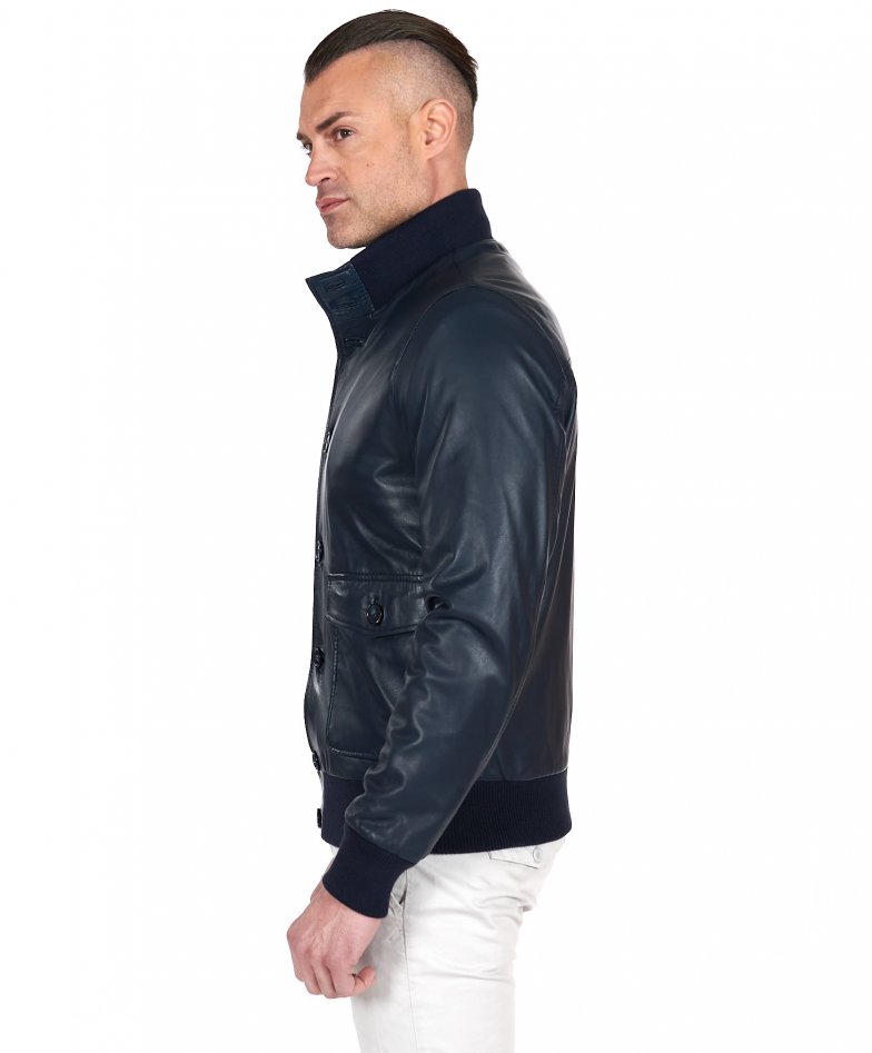 Blaue bomber lederjacke mit knöpfen...