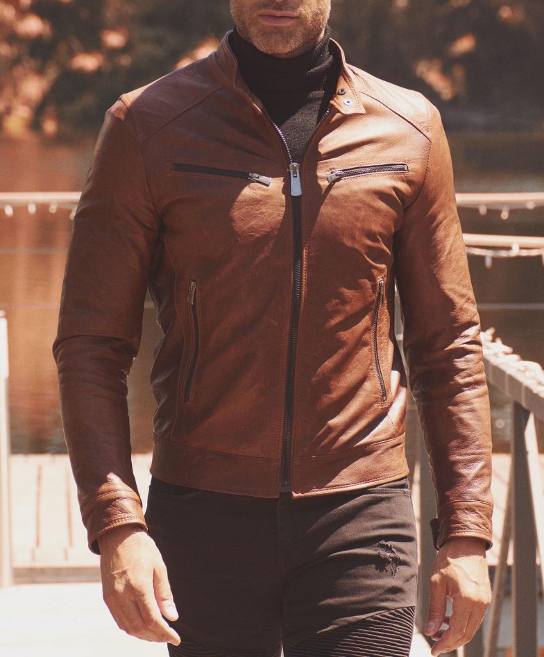 Lederjacke mit vier taschen und...