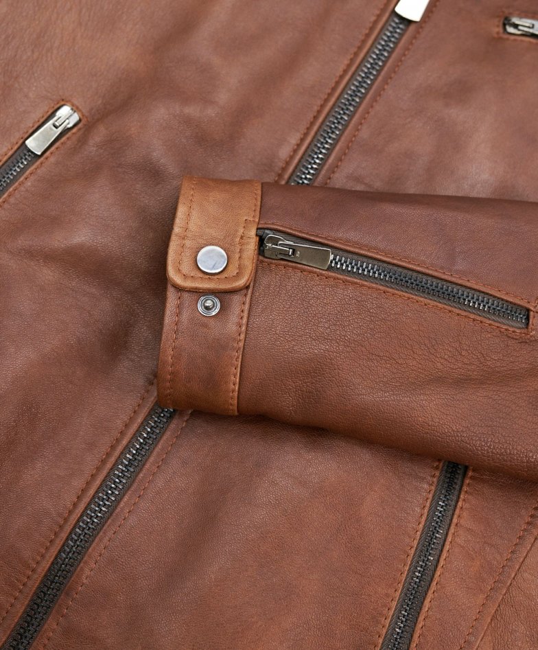 Lederjacke mit vier taschen und...